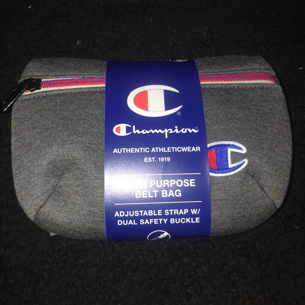 champion fannypack
